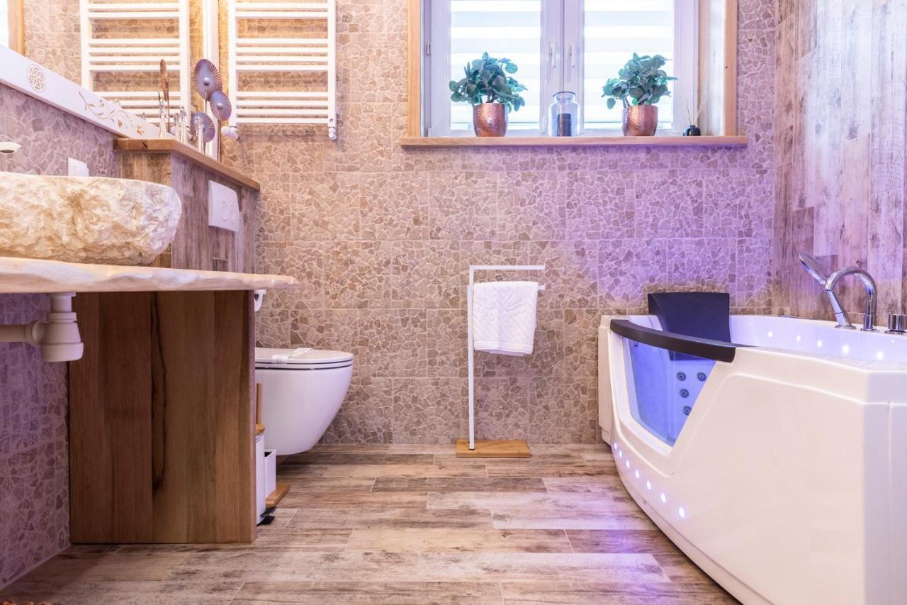 شقة Bunia W Zakopanem Z Jacuzzi المظهر الخارجي الصورة
