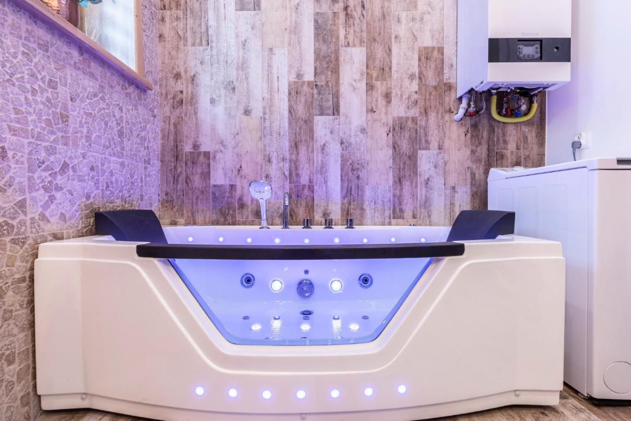 شقة Bunia W Zakopanem Z Jacuzzi المظهر الخارجي الصورة